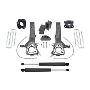 MaxTrac 04-18 Nissan Titan 2WD 6.5in/4in MaxPro Spindle Lift Kit w/MaxTrac Shocks